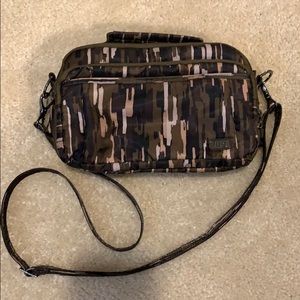 LUG RFID Crossbody “Scoop”shoulderbag